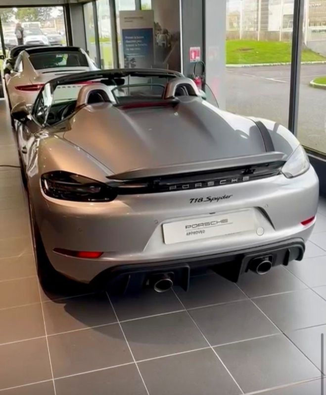 Porsche Boxster spyder 718 Gris Anthracite de 2019