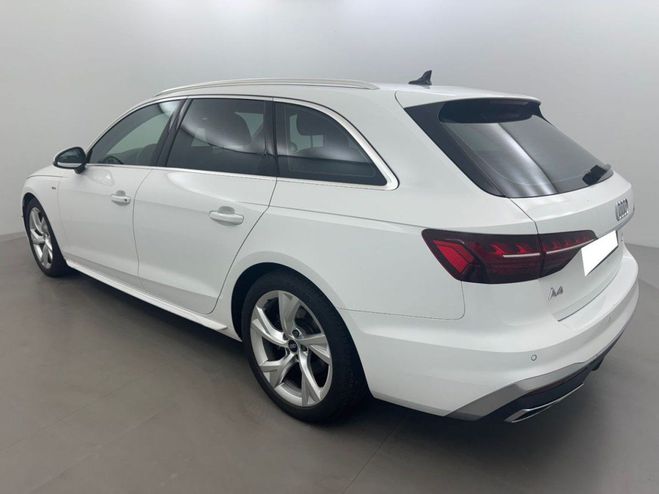 Audi A4 Avant 40 TDI 204 Pack S line S tronic 7 Blanc de 2021