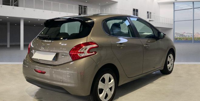 Peugeot 208 1.4 e-HDi FAP Active BMP5 5p GRIS C de 2014
