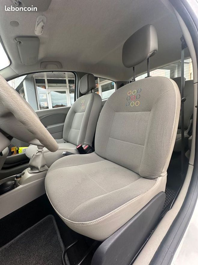 Renault Twingo 1.2 75ch authentique 1er main Gris de 2011