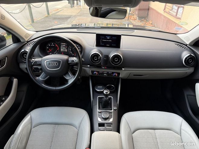 Audi A3 Sportback 1.6 tdi 110 ambiente Noir de 2015