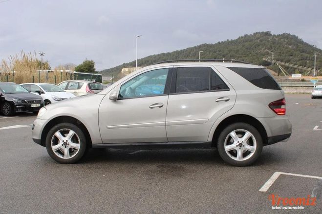 Mercedes Classe ML M 320 3.0 CDI 24V V6 TURBO 4-matic 224cv Gris de 2009