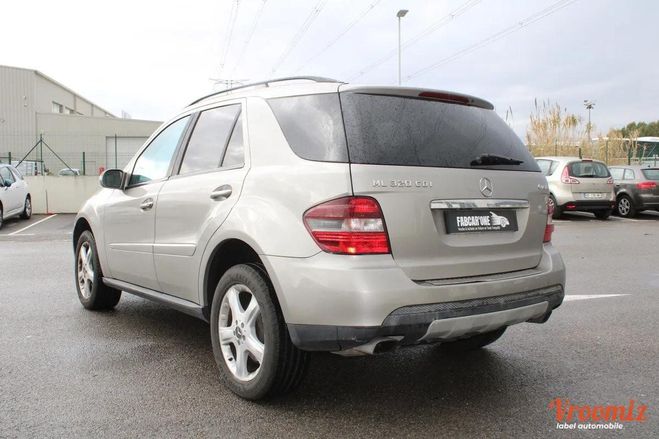 Mercedes Classe ML M 320 3.0 CDI 24V V6 TURBO 4-matic 224cv Gris de 2009