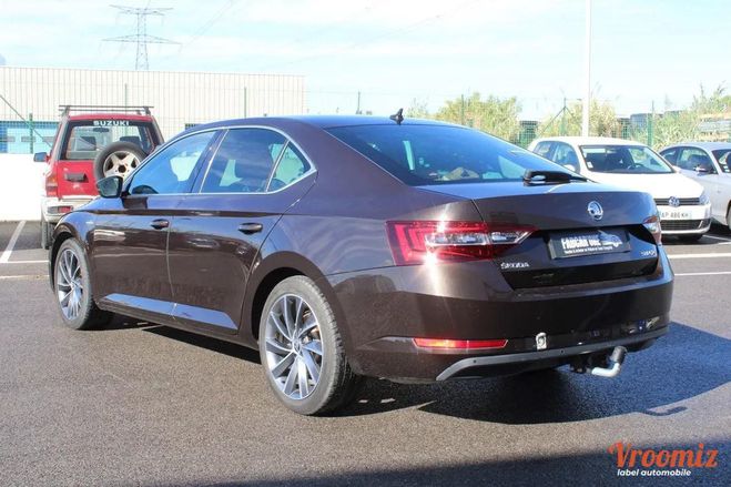 Skoda Superb 2.0 TDI DSG6 190 cv Laurin & Clement Marron de 2018