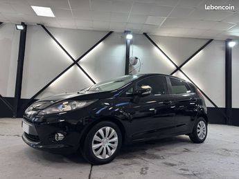  Voir détails -Ford Fiesta 1.6 TDCi 95ch à  Le Havre (76)