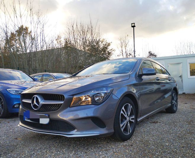 Mercedes Classe CLA ng Brake 200 D GRIS F de 2016