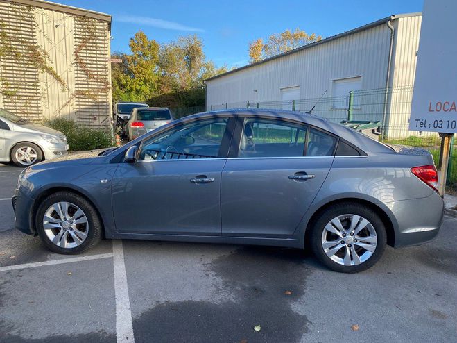 Chevrolet Cruze 1.7 vcdi 130ch Gris de 2013