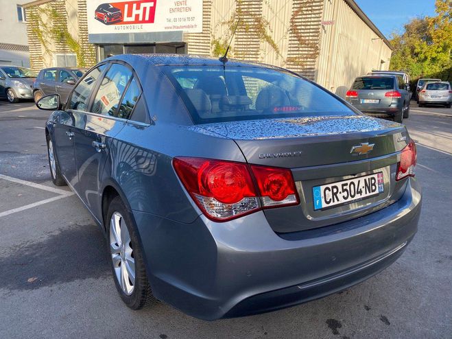 Chevrolet Cruze 1.7 vcdi 130ch Gris de 2013