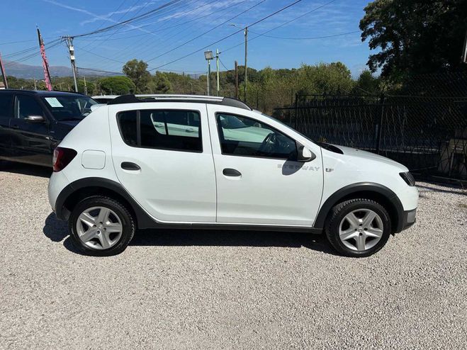 Dacia Sandero II (2) STEPWAY 0.9 TCE 90 78500KMS blanc metal de 2015