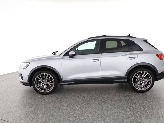 Audi Q3 40 TDI qu S LINE PANO, MATRIX, KEYLESS,  Feuille D'argent Mtallis de 2021