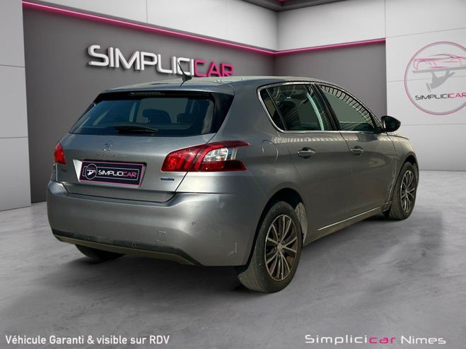 Peugeot 308 1.6 BlueHDi 120ch Allure - Si�ges Sport  Gris de 2016