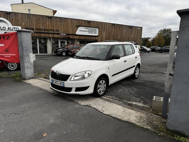 Skoda Fabia 1.2i - 60 Active BLANC de 2014