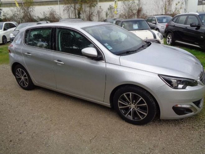 Peugeot 308 1.6 HDI FAP 92CH ALLURE 5P  de 2013