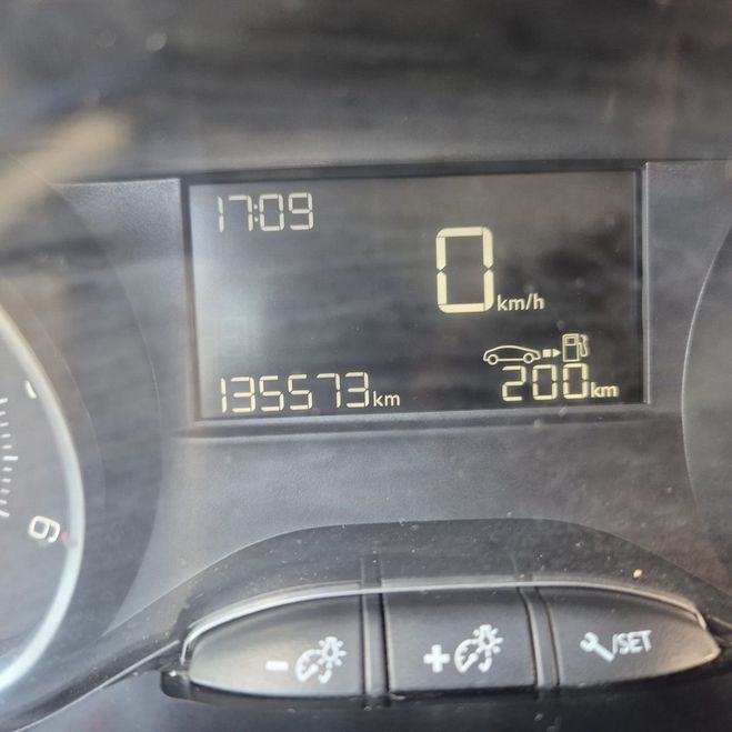 Peugeot 208 (2) 1.6 HDI 75 LIKE TRES PROPRE BELLE 7 Gris fonc de 2018