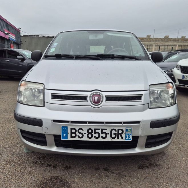 Fiat Panda II 1.2 8V 69 DYNAMIC TRS BELLE 6 Gris de 2011