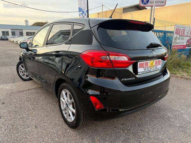 Ford Fiesta 1.1 85ch Trend Business Nav 5p 1re MAIN Noir de 2019
