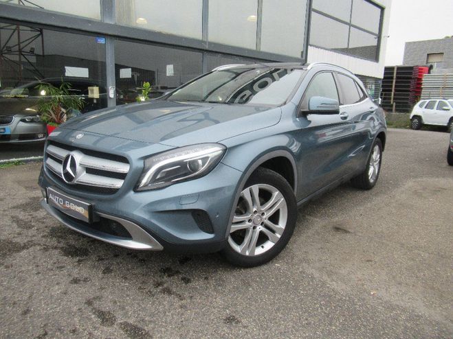 Mercedes Classe GLA 200 d 7-G DCT 4-Matic Sensation Gris Fonc de 2015