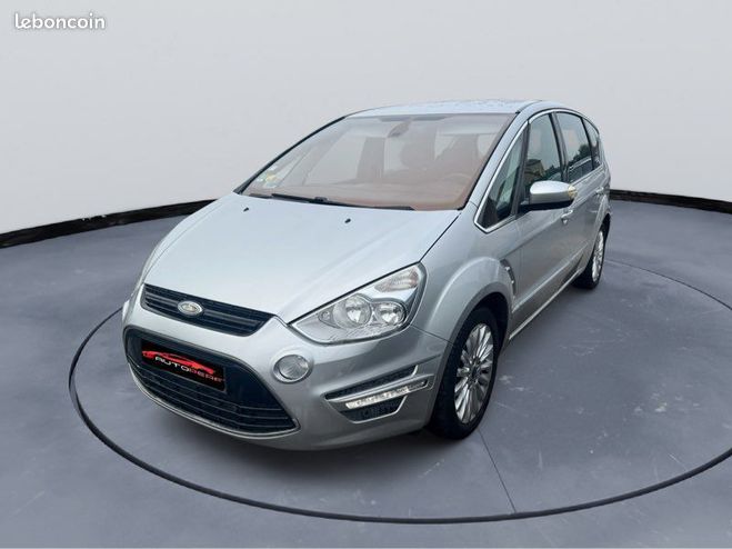 Ford grand C Max S-MAX 7 places 2.0 TDCi 140 CH Titanium Autre de 2011