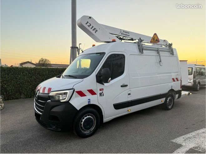 Renault Master nacelle France lvateur 121ft 160h  de 2022