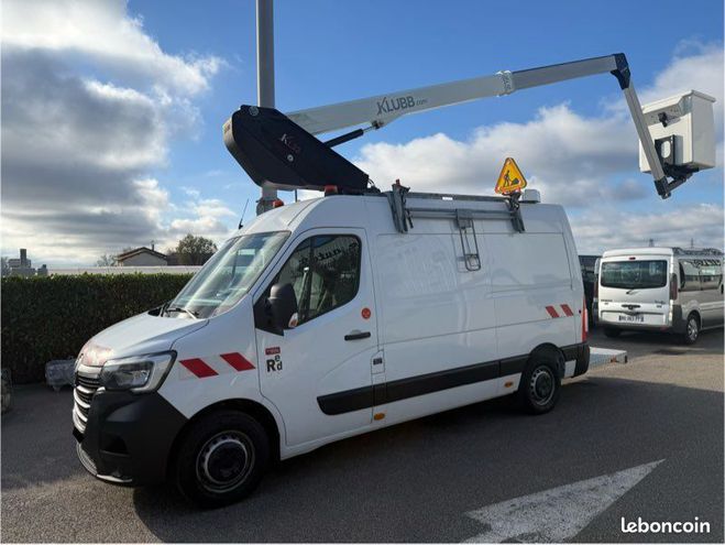Renault Master l2h2 nacelle Klubb k32 325h  de 2022