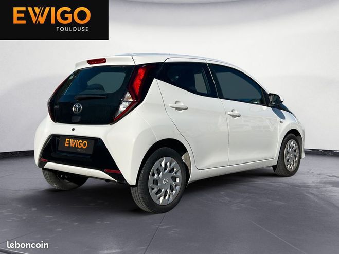 Toyota Aygo 1.0 vvti 70 x-play app mc18 carplay, cli Blanc de 2019