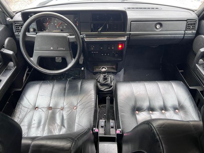 Volvo 245 Break 2.4d 82cv Blanc de 1991