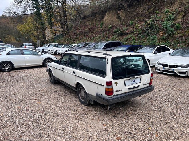 Volvo 245 Break 2.4d 82cv Blanc de 1991