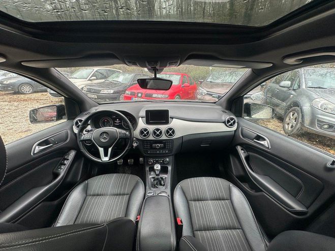 Mercedes Classe B 200 CDI 2.0 d 136cv Pack AMG Blanc de 2013