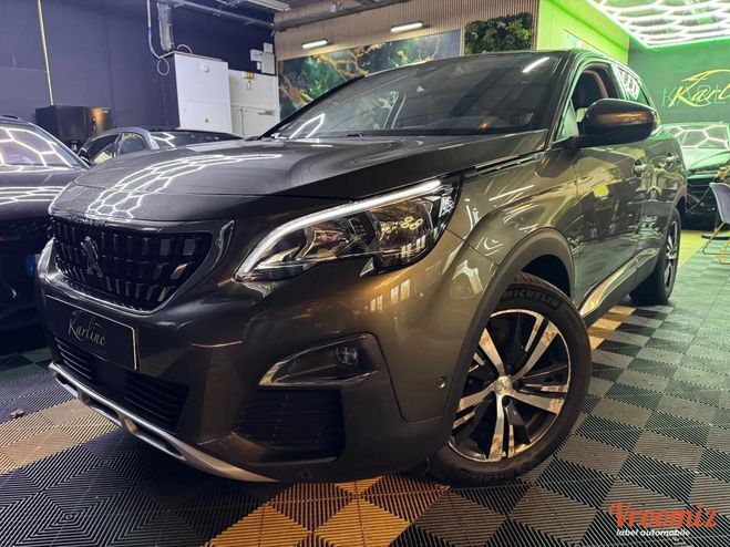 Peugeot 3008 GENERATION-II 1.5 BLUEHDI 130 ALLURE BUS Gris de 2020