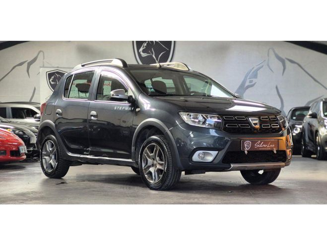 Dacia Sandero STEPWAY 1.5 Blue dCi 95 CONFORT / 1ERE M GRIS FONCE de 2020