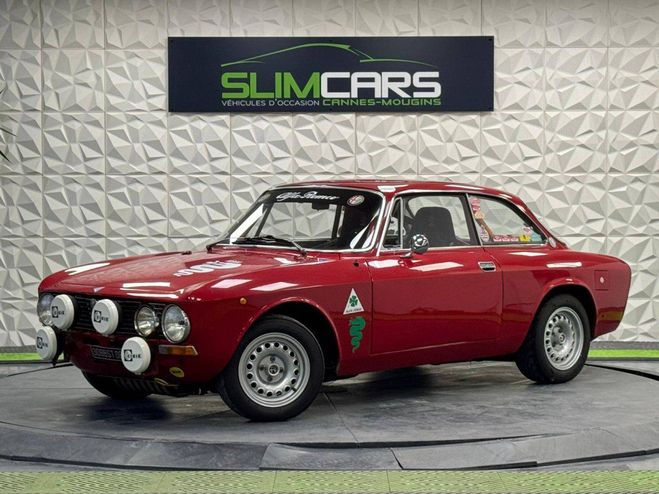 Cliquer pour voir la photo suivante Alfa romeo Giulia GT COUPE BERTONE 2000 ROUGE de 1973