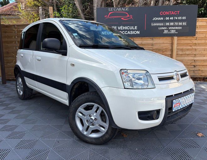Fiat Panda 4x4 1.3 MJTD 16V 75ch Blanc de 2011
