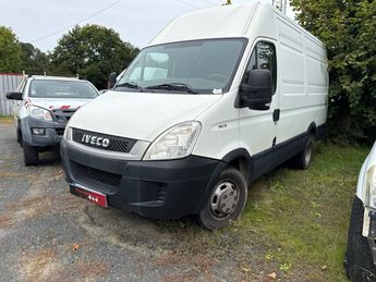  Voir d&eacute;tails -Iveco Daily 35C FG 13V12 &agrave; Murat (15)