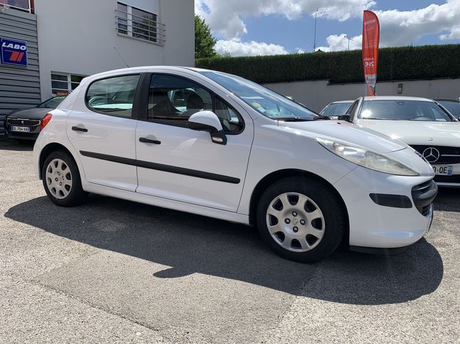 Peugeot 207 1.4 hdi 2007 blanc de 2008