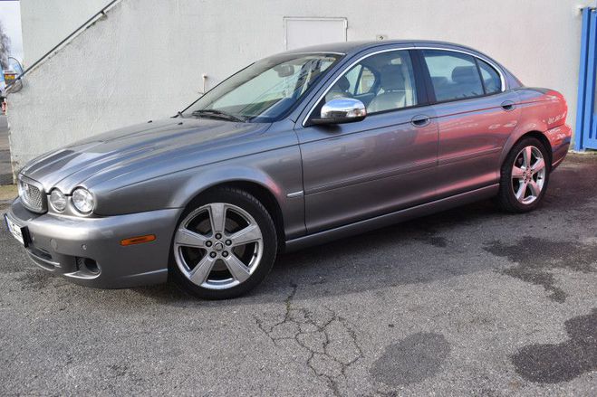 Jaguar X Type 2.2 D EXECUTIVE BVA GRIS F de 2008