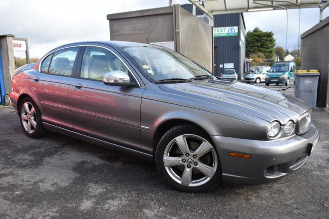 Jaguar X Type 2.2 D EXECUTIVE BVA GRIS F de 2008