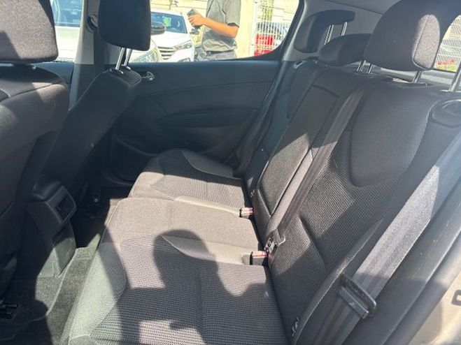 Peugeot 308 1.6 HDI92 FAP ACTIVE 5P GRIS C de 2012