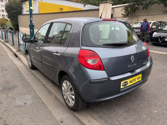 Renault Clio 1.5 DCI 85CH CONFORT EXPRESSION 5P BLEU F de 2006
