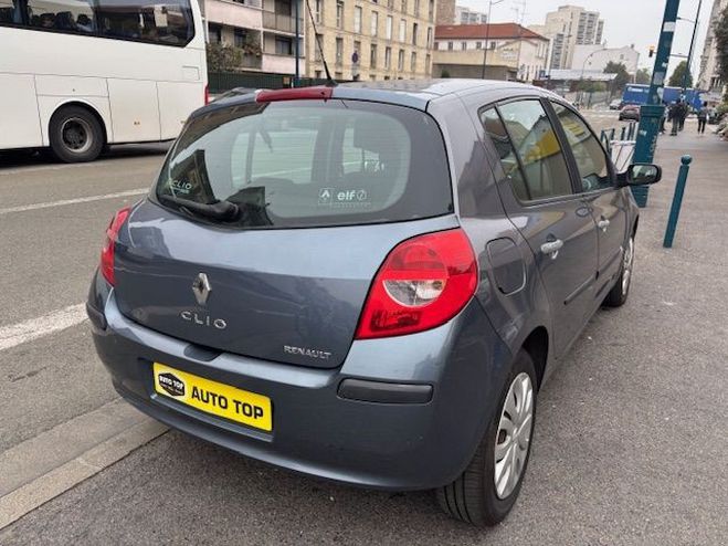 Renault Clio 1.5 DCI 85CH CONFORT EXPRESSION 5P BLEU F de 2006