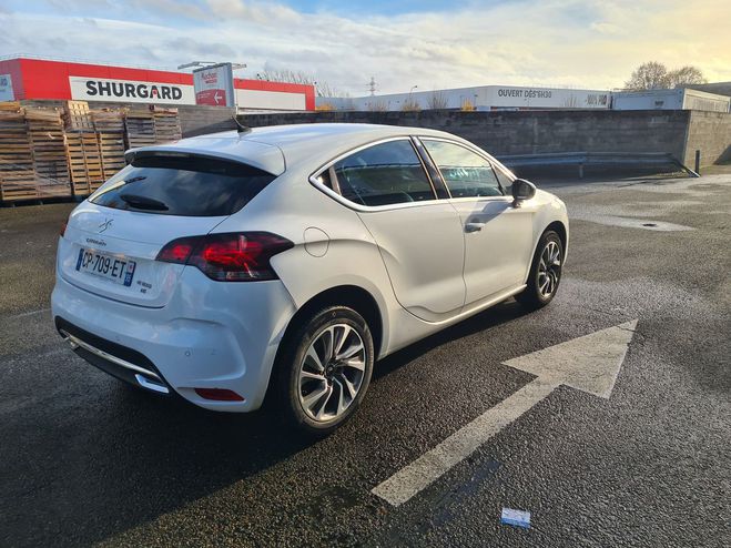 Citroen DS4 1.6 hdi executive BVM6 6490 Blanc de 2012