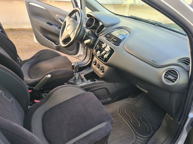 Fiat Punto evo 1.2 ITALIA Gris clair de 2014