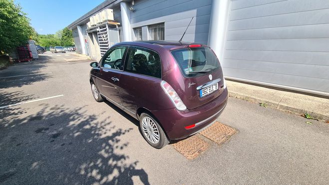 Lancia Y 1.4 - 20mkm HISTOVEHC CONTROLE Violet de 2008