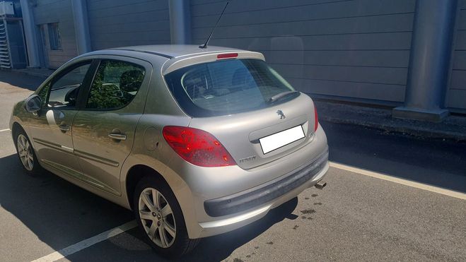 Peugeot 207 1.6 16v  110 MOTEUR A COUROIE Beige de 2006