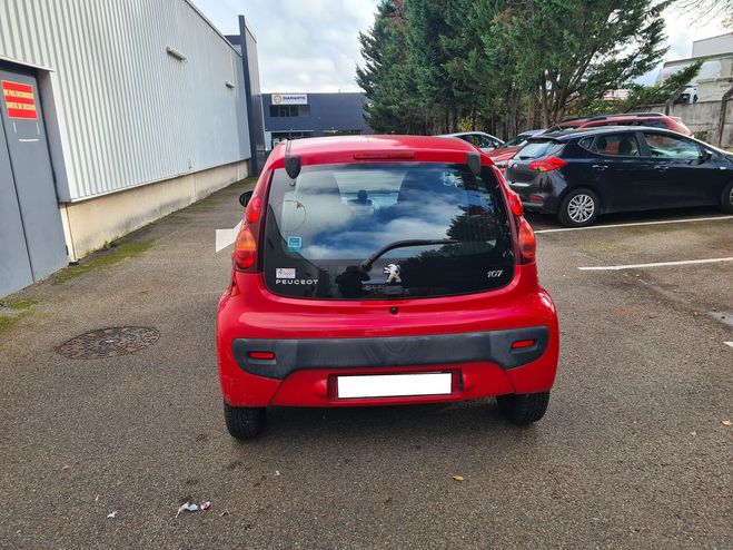 Peugeot 107 1.0 12v Rouge de 2013