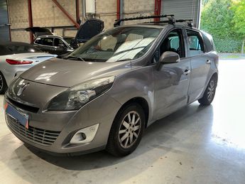  Voir détails -Renault Scenic GRAND SCENIC III 1.9 DCI 130CV  JADE à Fontenay-sous-Bois (94)