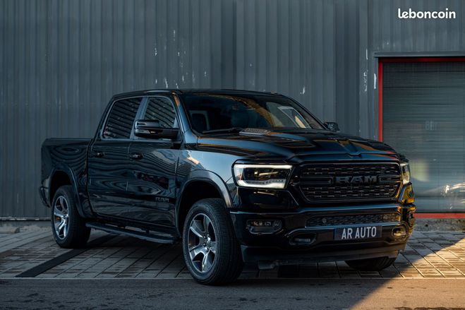 Dodge Ram 1500 HEMI 5,7 V8 Sport Black Bagde Immat Noir de 2022