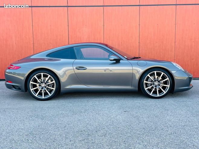 Porsche 911 Type 991 Phase 2 3.0 370ch CARRERA Gris de 2016