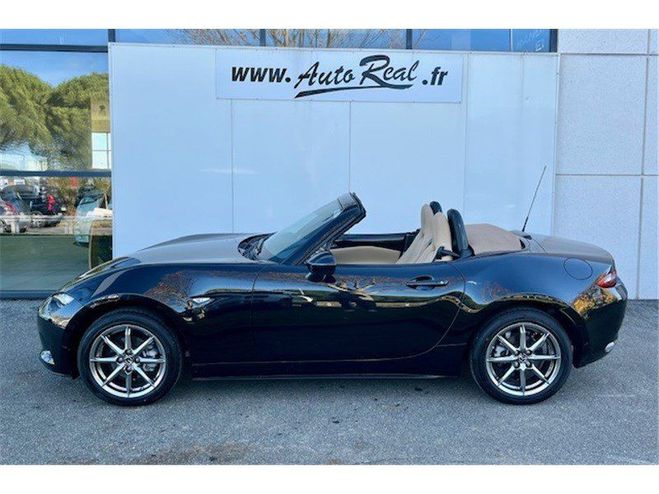 Mazda MX5 5 ROADSTER 2024 1.5L SKYACTIV-G 132 ch K JET BLACK MICA de 2025