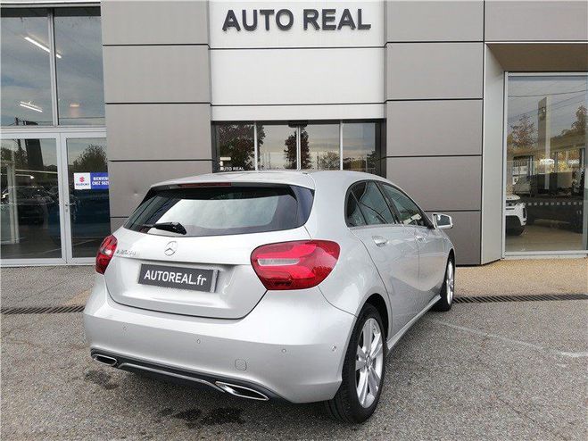 Mercedes Classe A 200 d Sensation Argent Mtallis de 2017