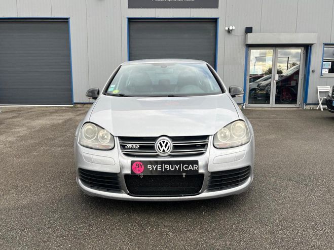 Volkswagen Golf 5 3.2i V6 250CH BVA DSG 6 R32 4Motion GA GRIS CLAIR de 2006